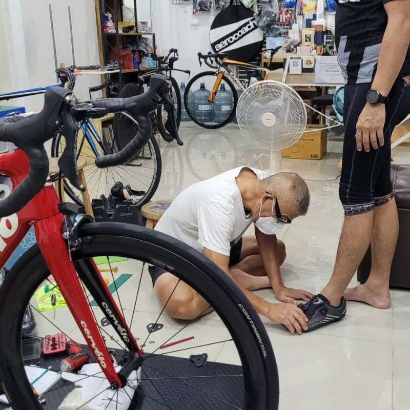 Flying Sharks Bike Fitting Systems