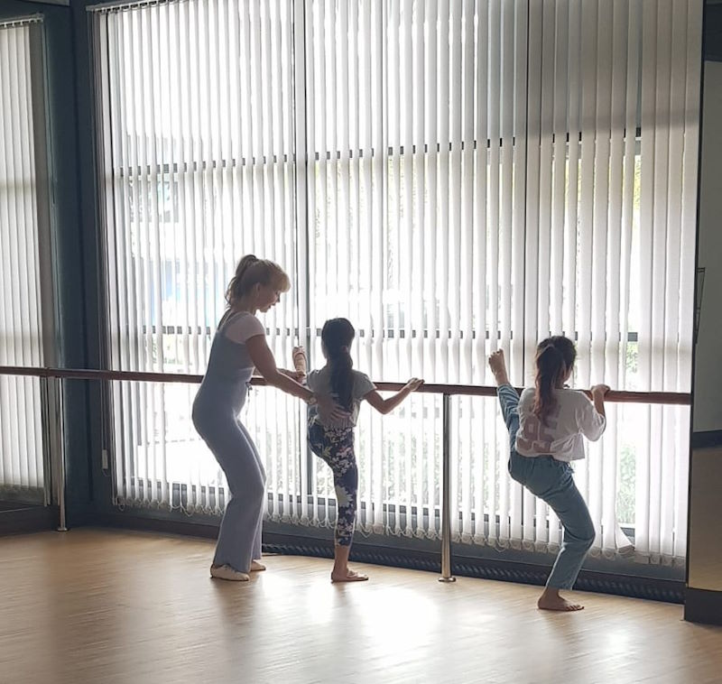 La Bailamos Dance Studio