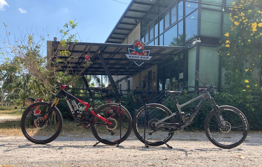 Band Bike & Coconut Bike Park