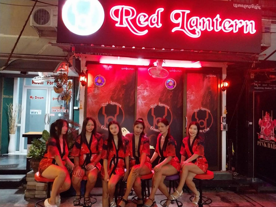 Red Lantern Gents Club